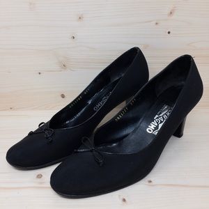 Salvatore Ferragamo Black Stiletto Heels Sz 9.5M